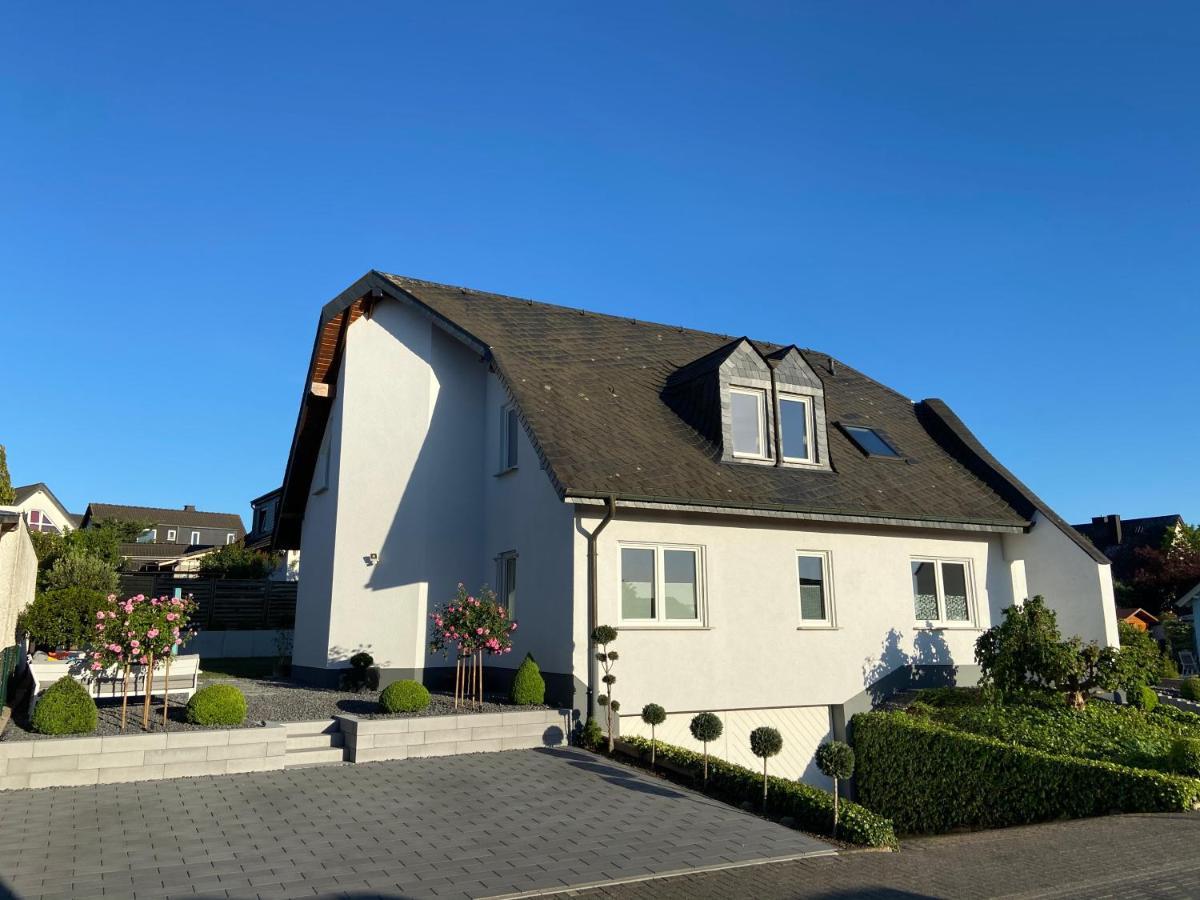 Ferienwohnung Auf Der Moselhoehe - Naehe Koblenz Und Cochem 디에블리흐 외부 사진