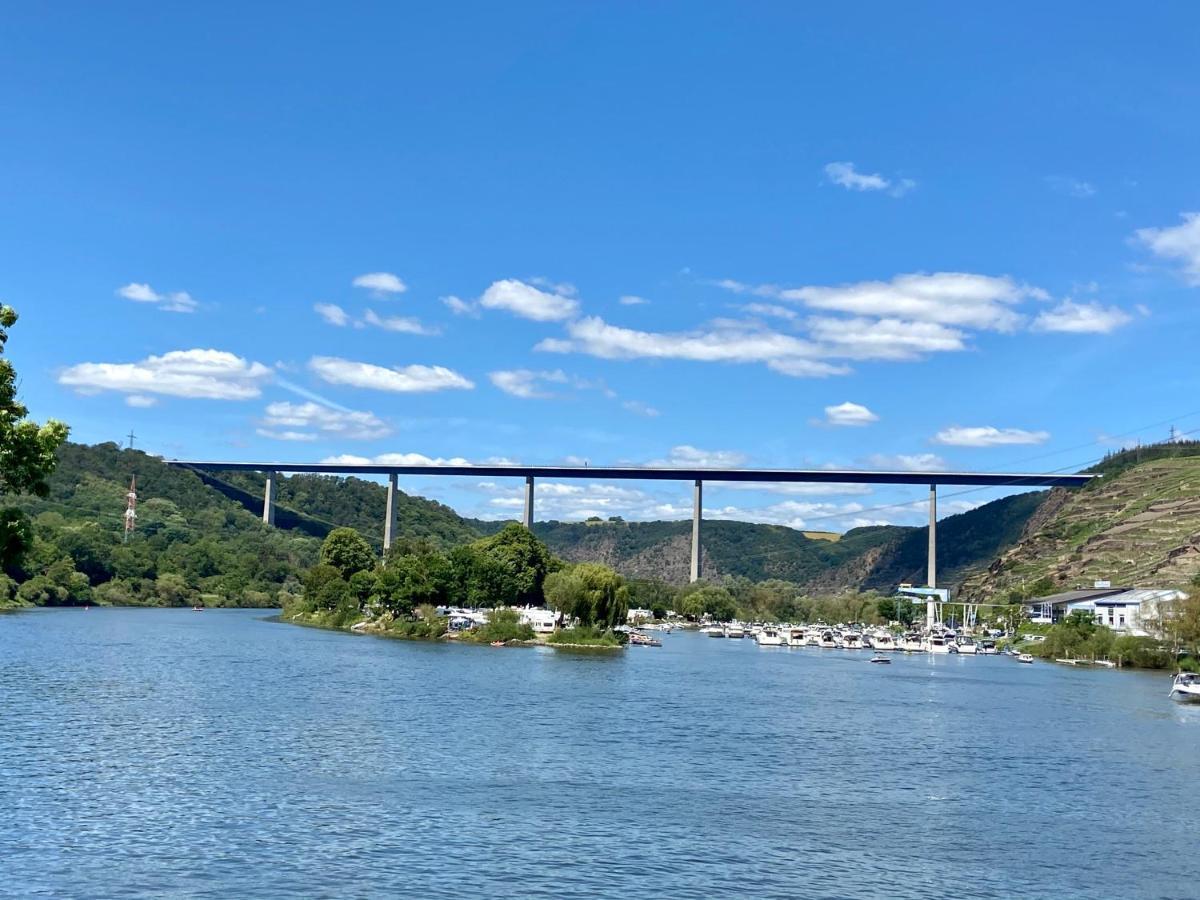 Ferienwohnung Auf Der Moselhoehe - Naehe Koblenz Und Cochem 디에블리흐 외부 사진